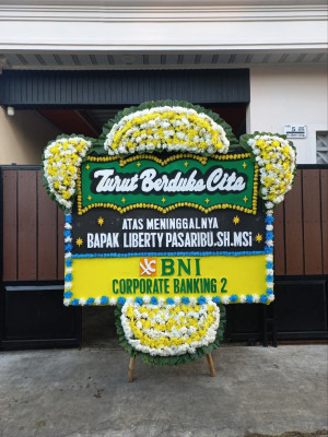Papan Bunga Duka di Gido